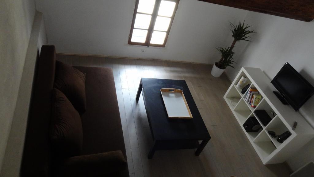 Appartement Avec Terrasse,Mezzanine,PatangArlés Habitación foto